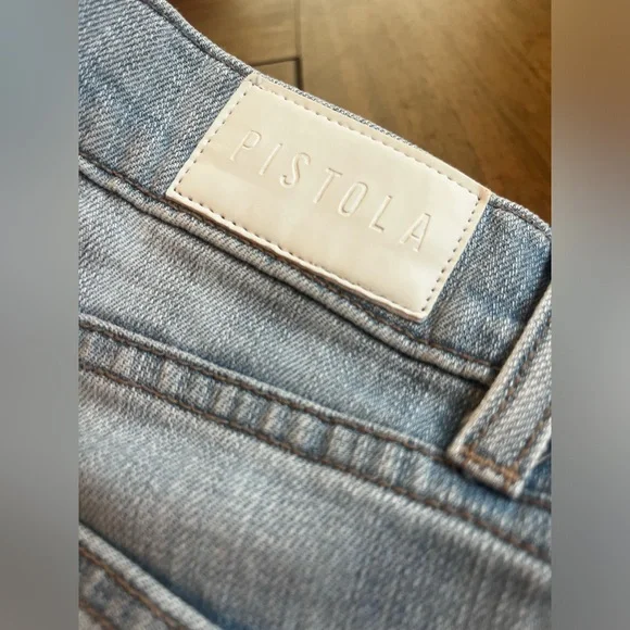 PISTOLA Classic Mid-Rise Light Blue Women’s Jeans; Size 30 - Picture 7 of 12